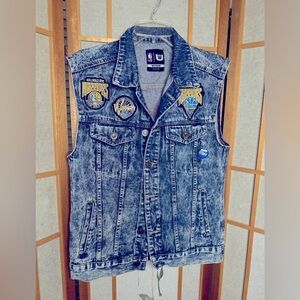 NBA Golden State Warriors basketball demi jean vest.